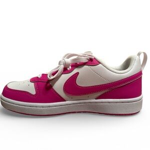 Nike white/fuschia court Burroughs low 5.5 youth women’s size 7 SNEAKERS NIB